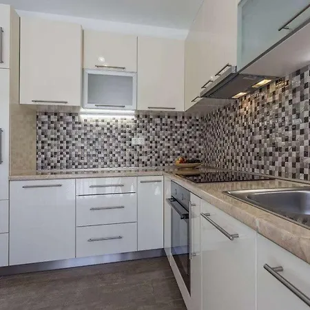 Holiday home Lorena Comfortable *