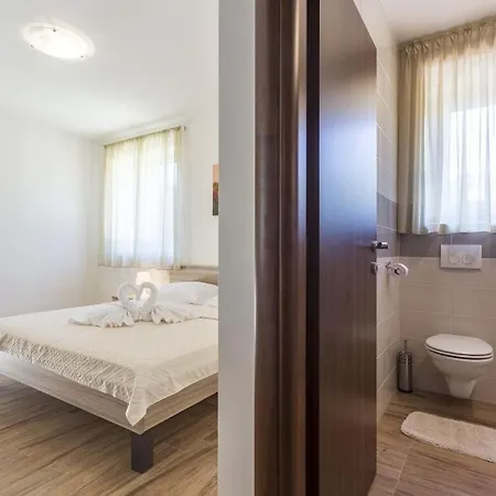 Vakantiehuis Lorena Comfortable Banjole