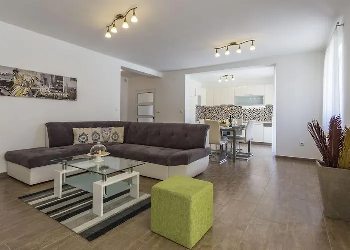 Lorena Comfortable 펜션 반졸레